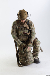  Frankie Perry US Recon Kneeling with Backpack 